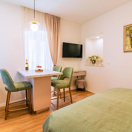 Apartament Luxury App Palace Old Town& Studio Green Melody With Terrace Split Zewnętrze zdjęcie