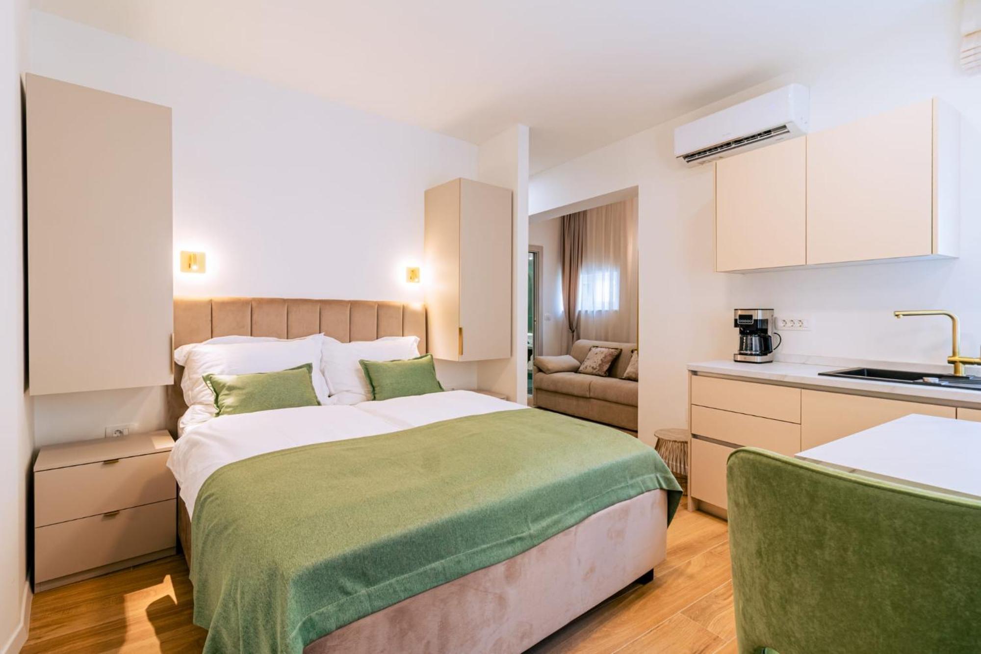 Luxury 2 Bedroom-2 Bathroom Apartment & Studio App With Rooftop Terrace Split Zewnętrze zdjęcie