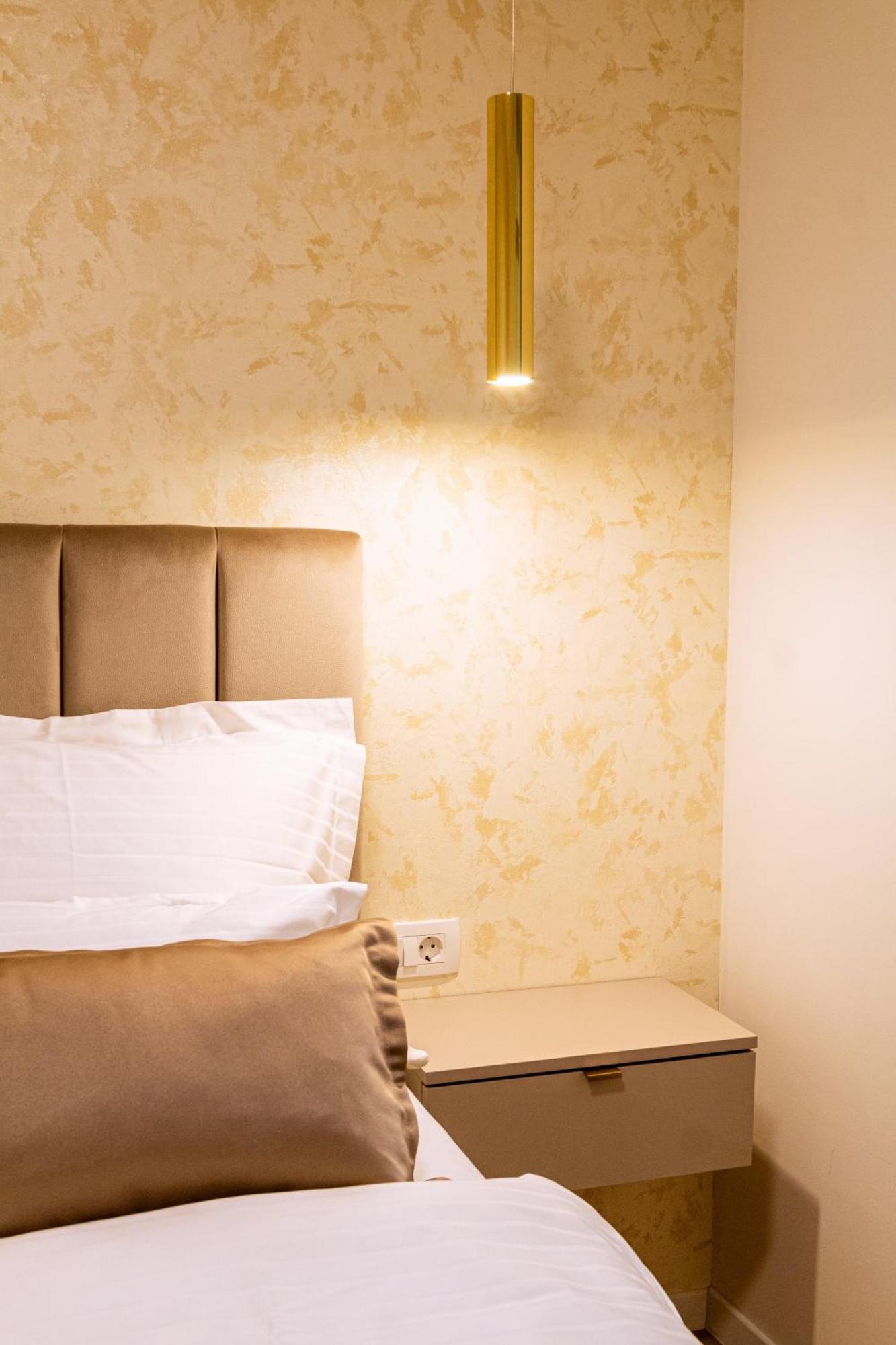 Luxury 2 Bedroom-2 Bathroom Apartment & Studio App With Rooftop Terrace Split Pokój zdjęcie