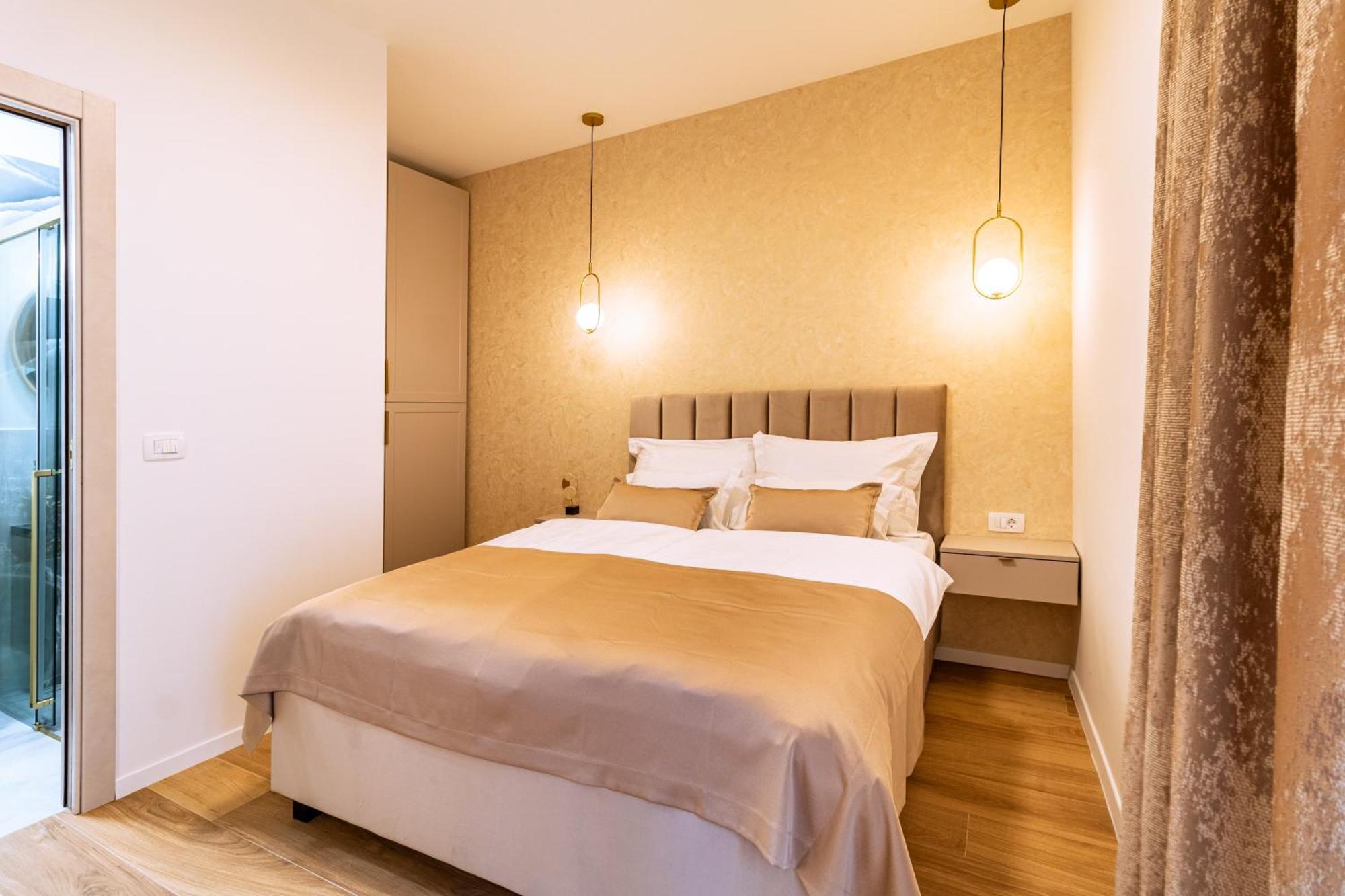 Luxury 2 Bedroom-2 Bathroom Apartment & Studio App With Rooftop Terrace Split Zewnętrze zdjęcie