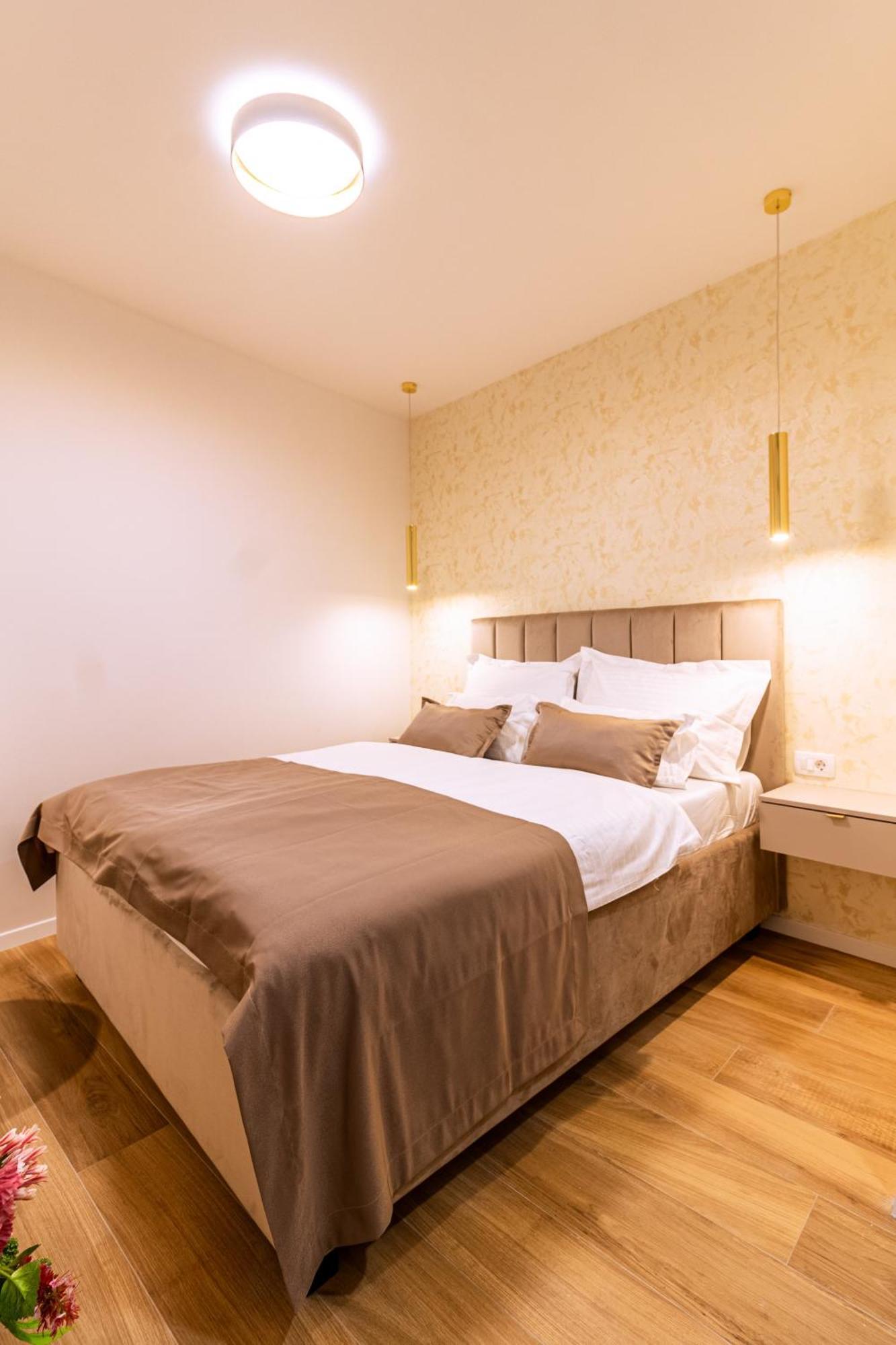 Apartament Luxury App Palace Old Town& Studio Green Melody With Terrace Split Zewnętrze zdjęcie