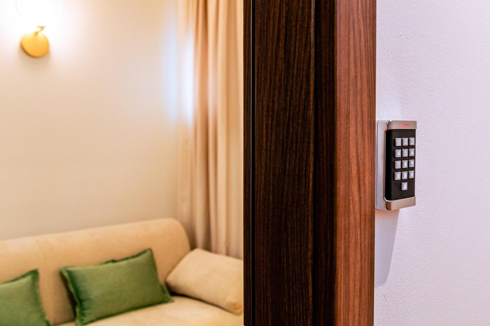 Luxury 2 Bedroom-2 Bathroom Apartment & Studio App With Rooftop Terrace Split Pokój zdjęcie